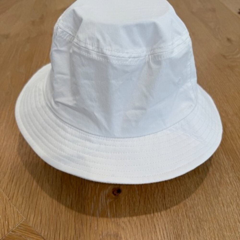 Abercrombie & Fitch White Bucket Hat, OS, NWT